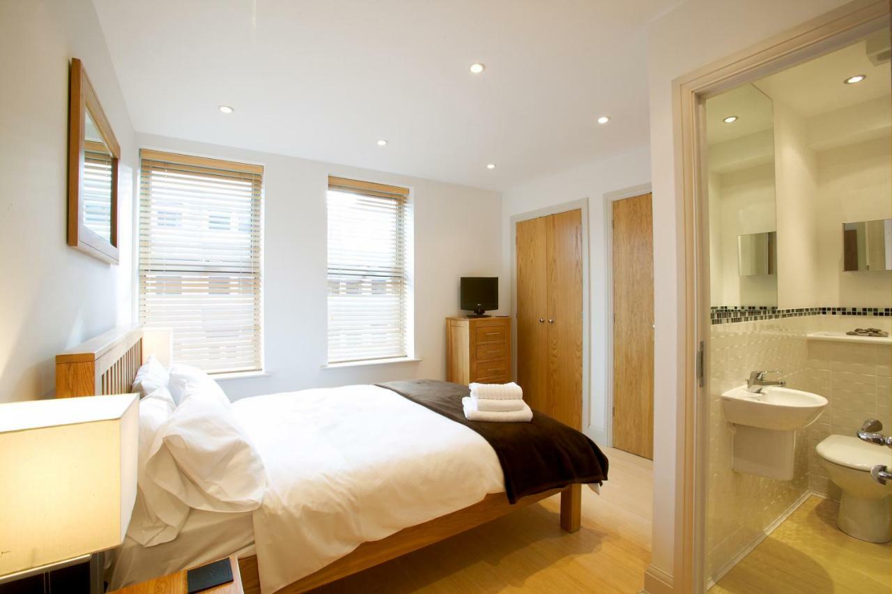2 Bed 2 Bath At Pelican Hse In Newbury - Free Secure, Allocated Parking Exterior foto